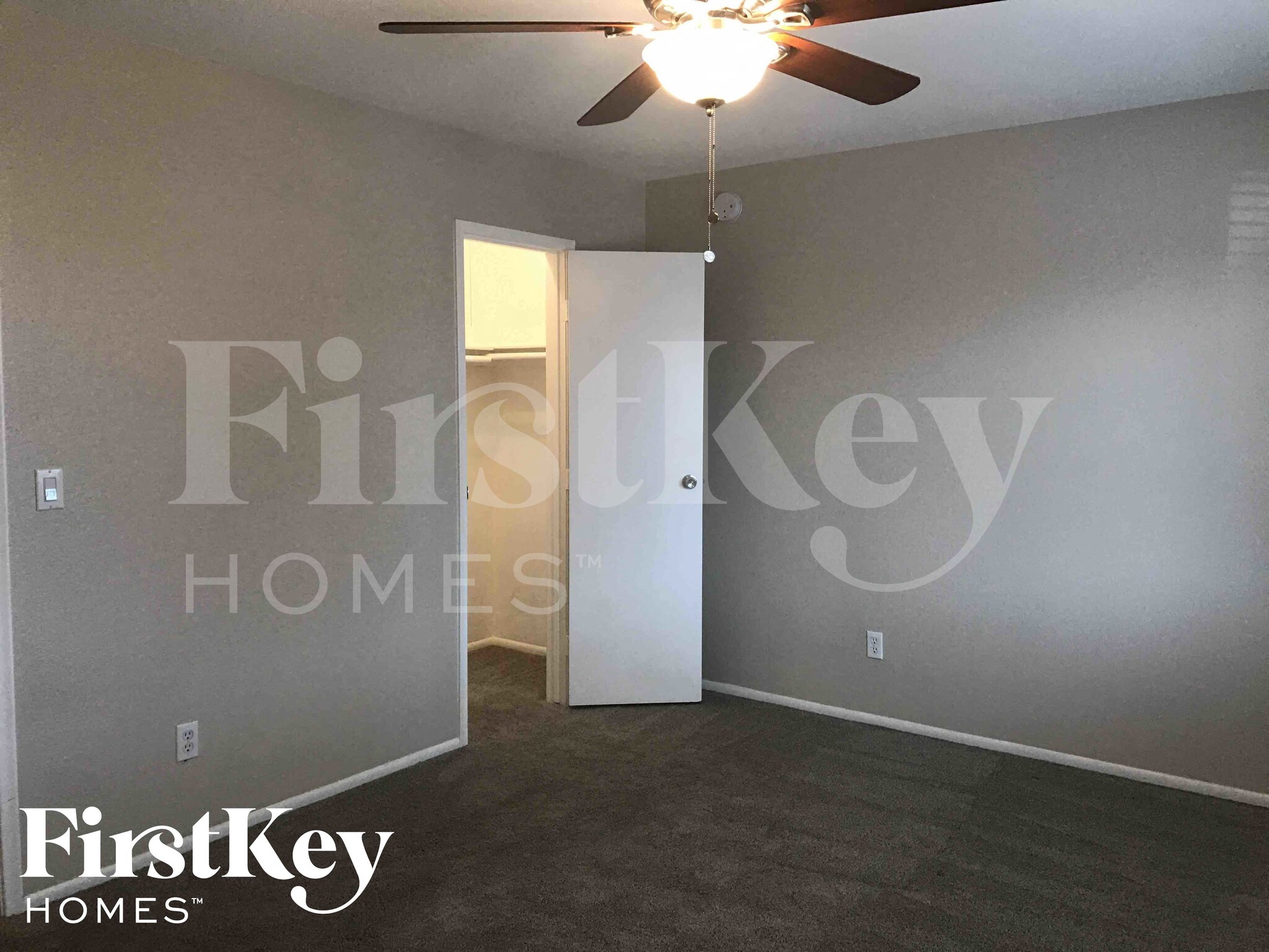 Building Photo - 1444 N Ananea