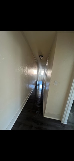 Hall Way - 2002 S Palm Grove Ave
