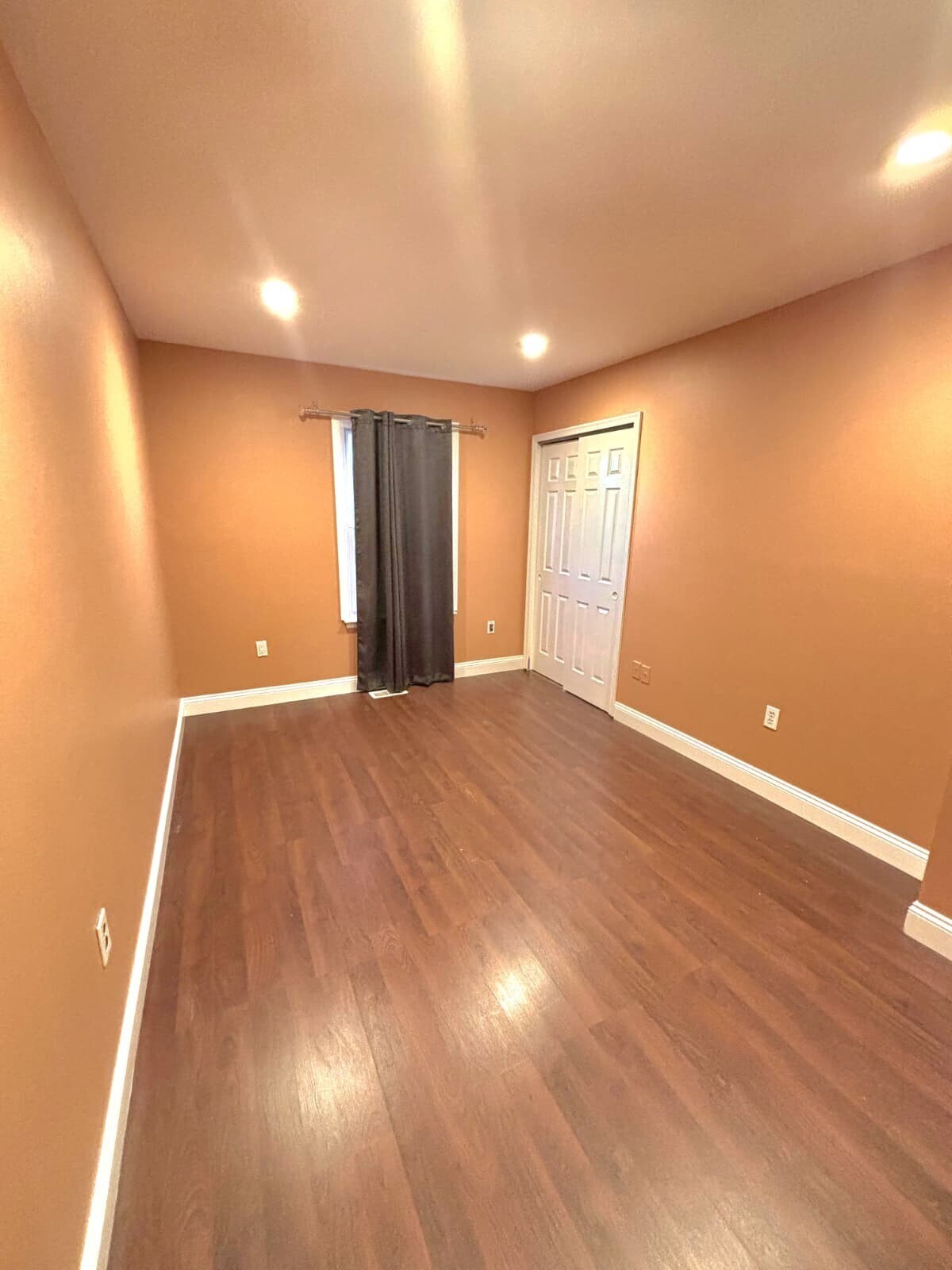 Building Photo - 37 Anderson Ct