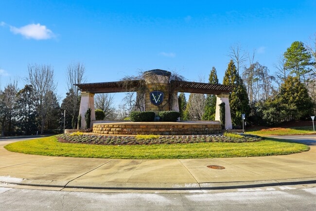 Building Photo - 4008 La Crema Dr