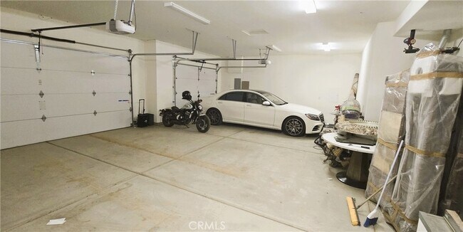 Building Photo - 10750 Union St