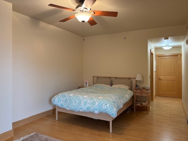 Building Photo - 360 W Washington Ave