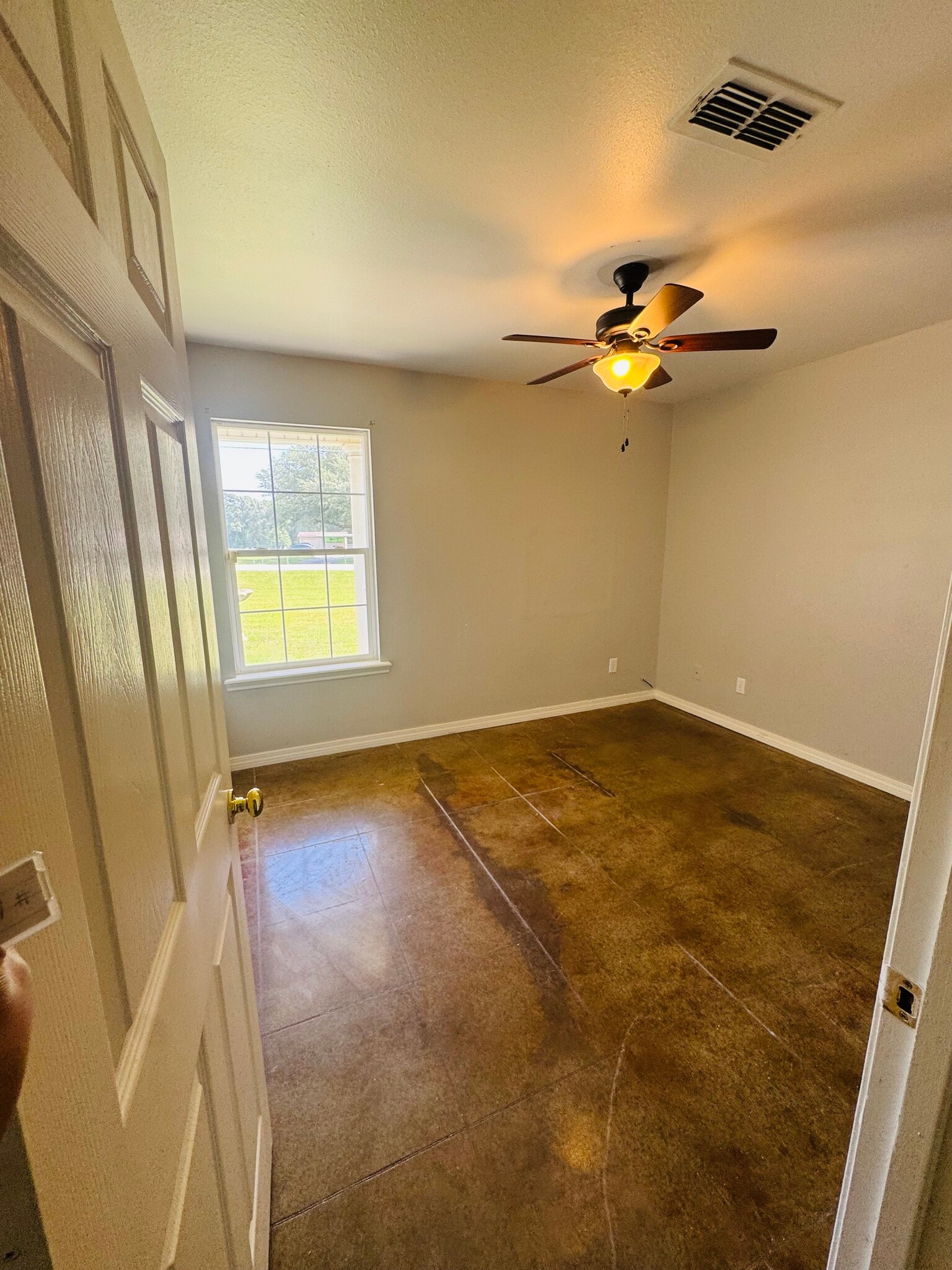Building Photo - 134 Peavine Rd
