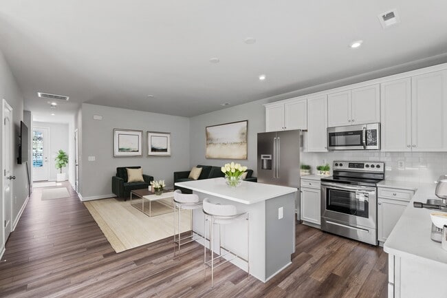 Building Photo - Brookestone