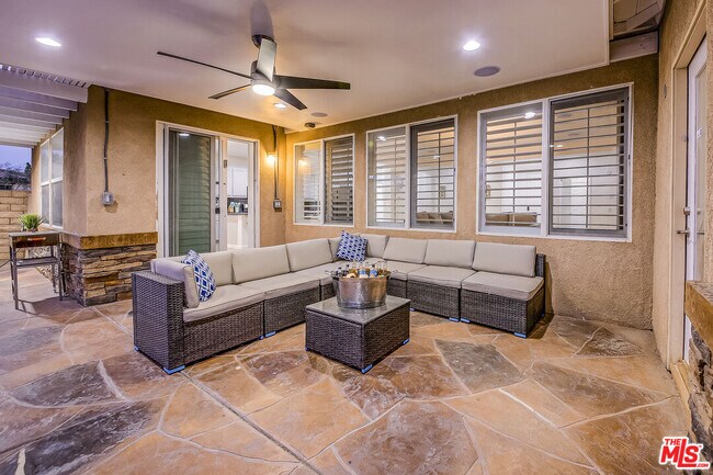 Building Photo - 82580 Yeager Way