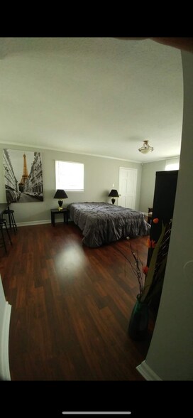 Building Photo - 1240 Shady Oak Trl
