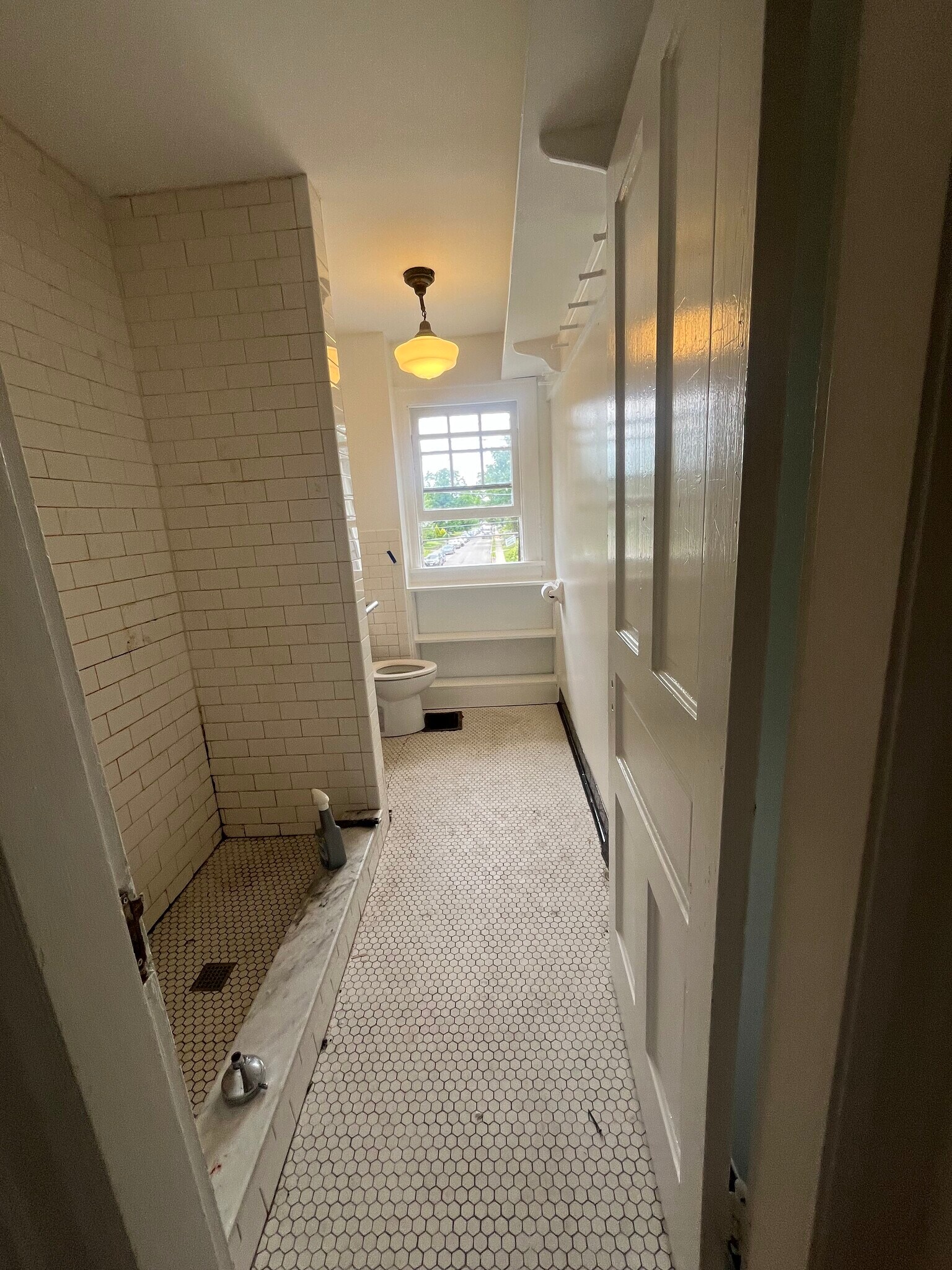 Building Photo - 1610 Andover Rd