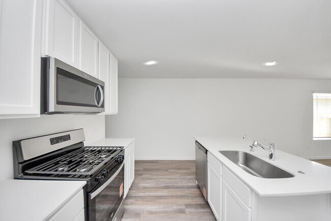 Building Photo - 14315 Leafy Willow Dr