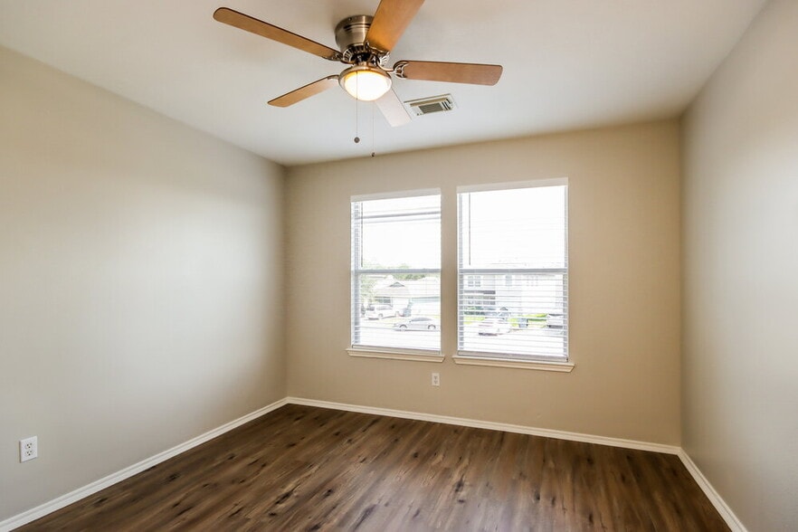 Building Photo - 21203 Ambergris Ct