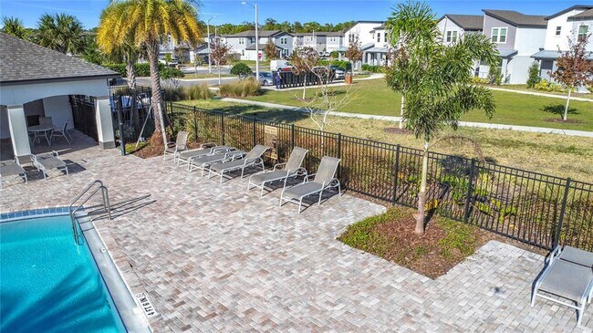 Building Photo - 5251 Meredrew Ln