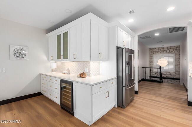 Building Photo - 3759 S Dew Drop Ln