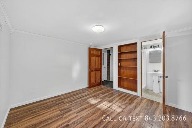 Building Photo - 102 Richter Dr