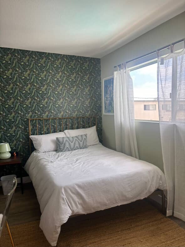 Building Photo - 11645 Montana Ave