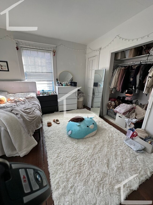 Building Photo - Nice 3 bed in Brighton