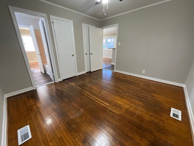 Building Photo - 201 Lowdermilk St