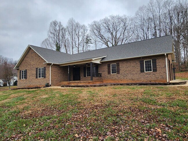 Building Photo - 7816 Cheatham Ford Rd