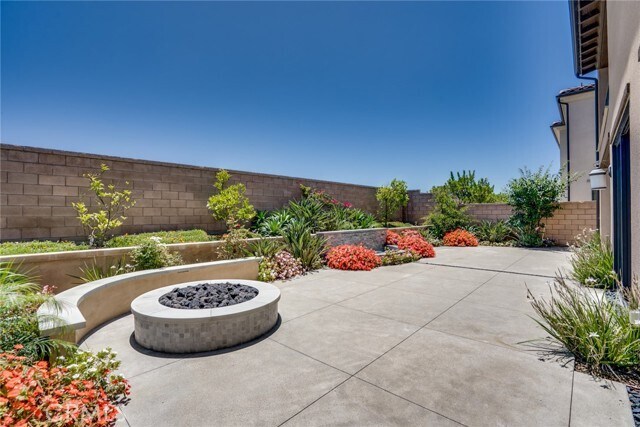 Building Photo - 5192 Goldenrod Cir
