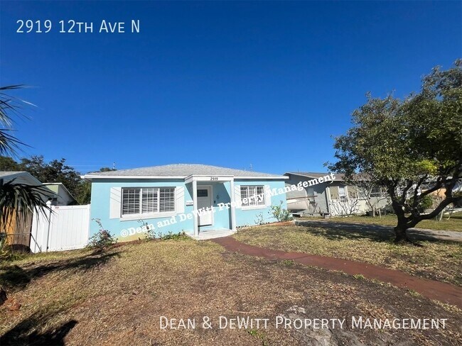 Building Photo - 2919 12th Ave N