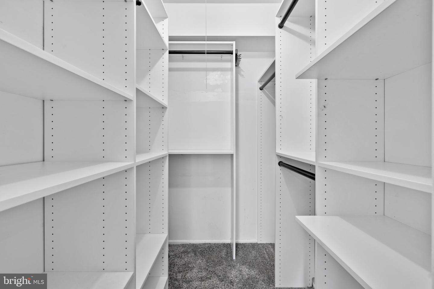 Building Photo - 501A Harwood Ct