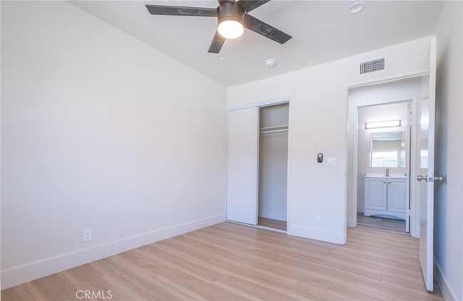 Building Photo - 857 Windwood Dr