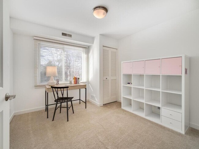 Building Photo - 5412 France Ave S