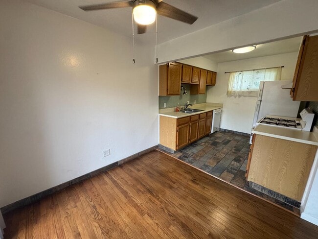 Building Photo - 255 N Michigan St