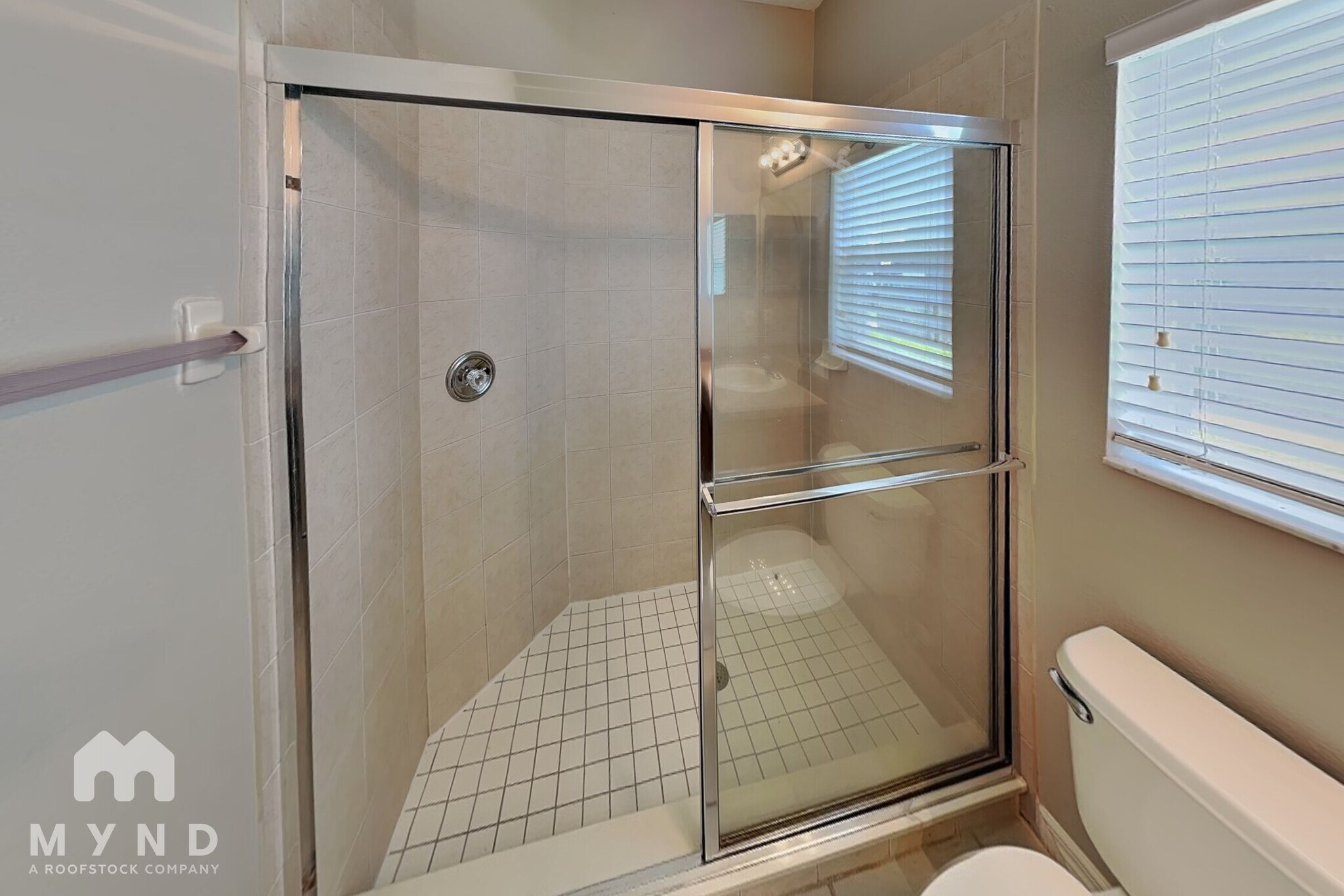 Building Photo - 1460 Travertine Terrace