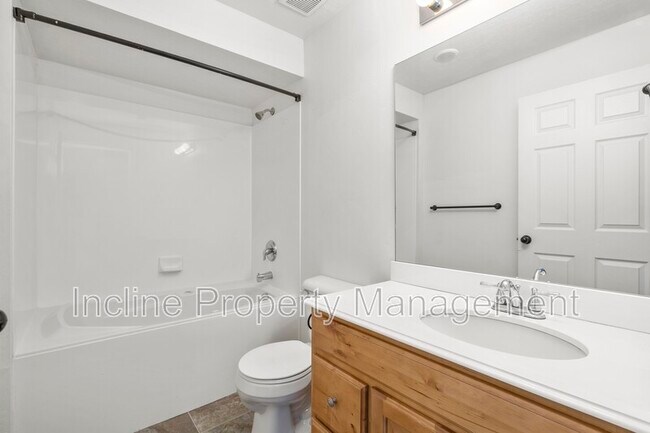 Building Photo - 8212 N Cedar Springs Rd