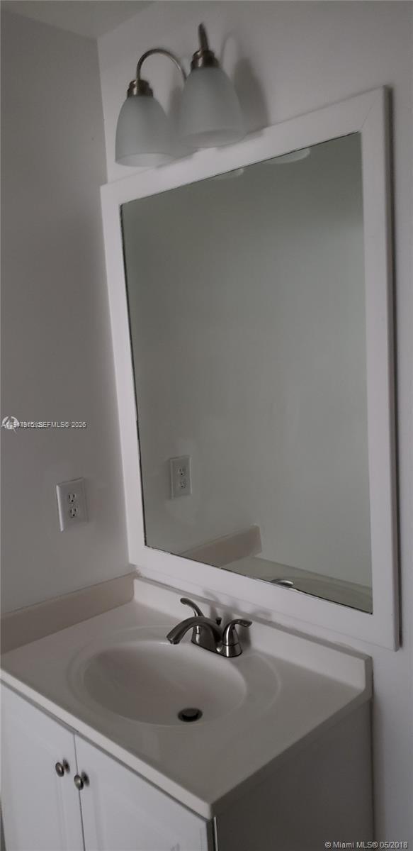 Building Photo - 17901 NW 68th Ave