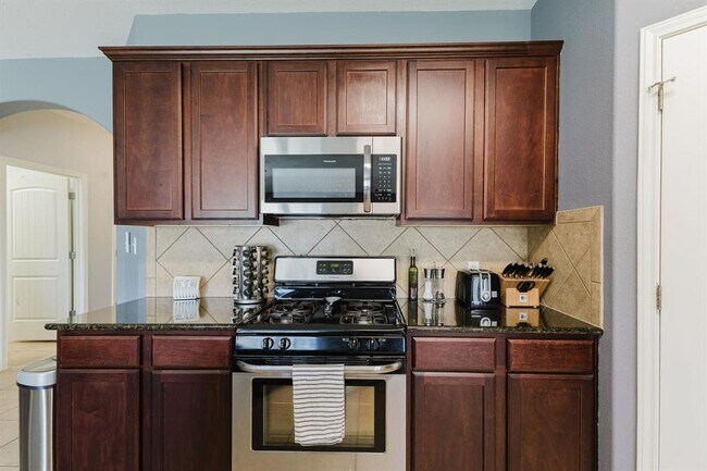 Building Photo - 2292 Intrepid Dr