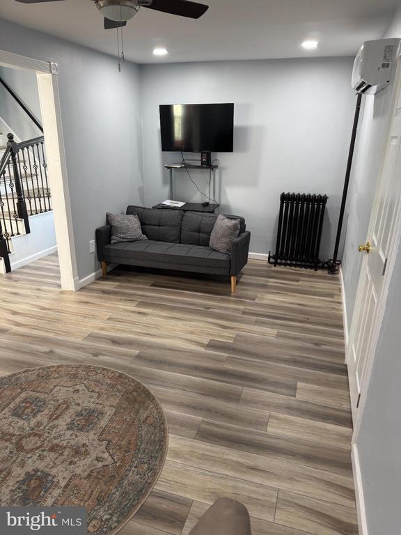 Building Photo - 400 N Massachusetts Ave