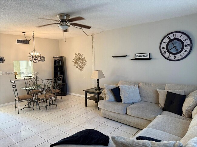 Building Photo - 2820 NE 201st Terrace