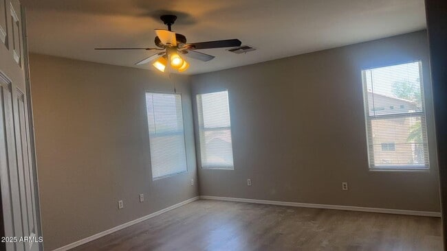 Building Photo - 3532 W Vineyard Rd