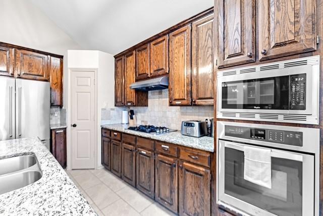 Building Photo - 5202 Heatherdale Dr