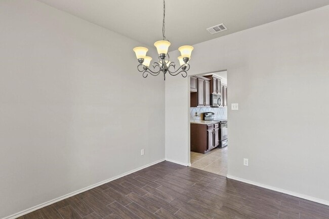 Building Photo - 9617 Tipperary Dr