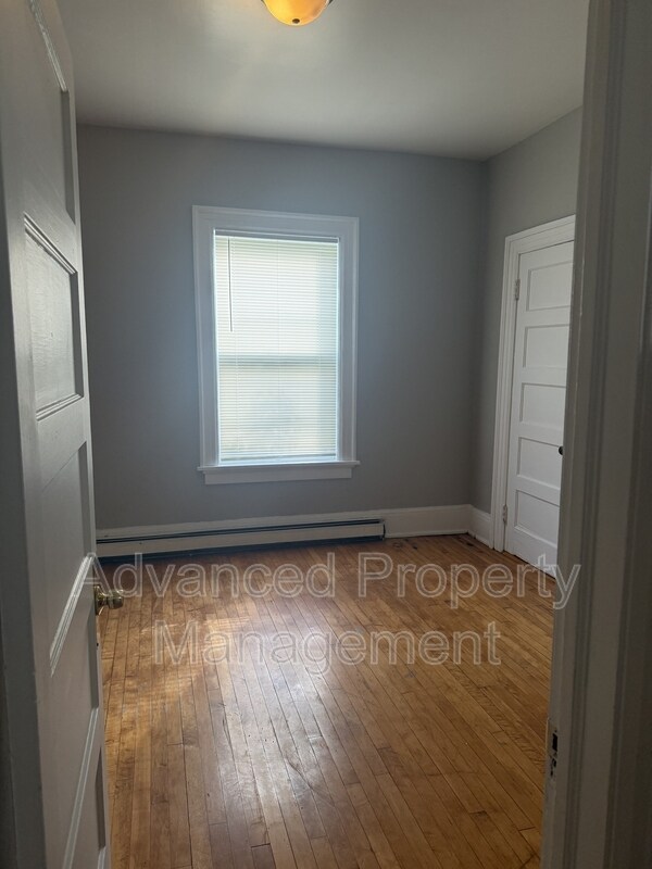 Building Photo - 3113 W McKinley Blvd