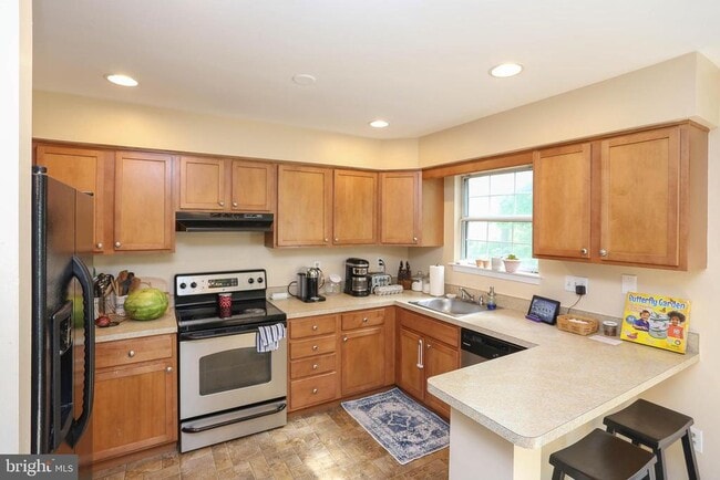 Building Photo - 4723 Leyden Way
