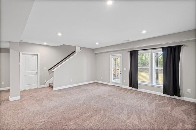 Building Photo - 5153 Elkins Ln