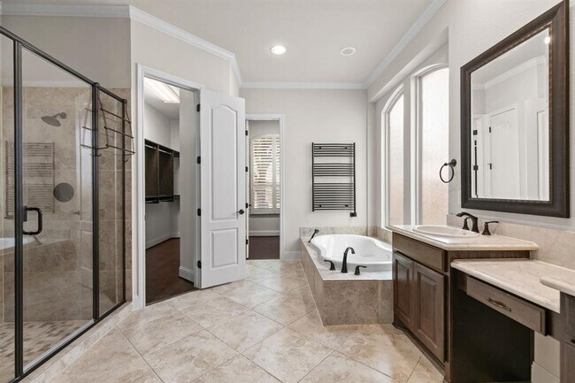 Building Photo - 18900 N Bee Cave Springs Cir