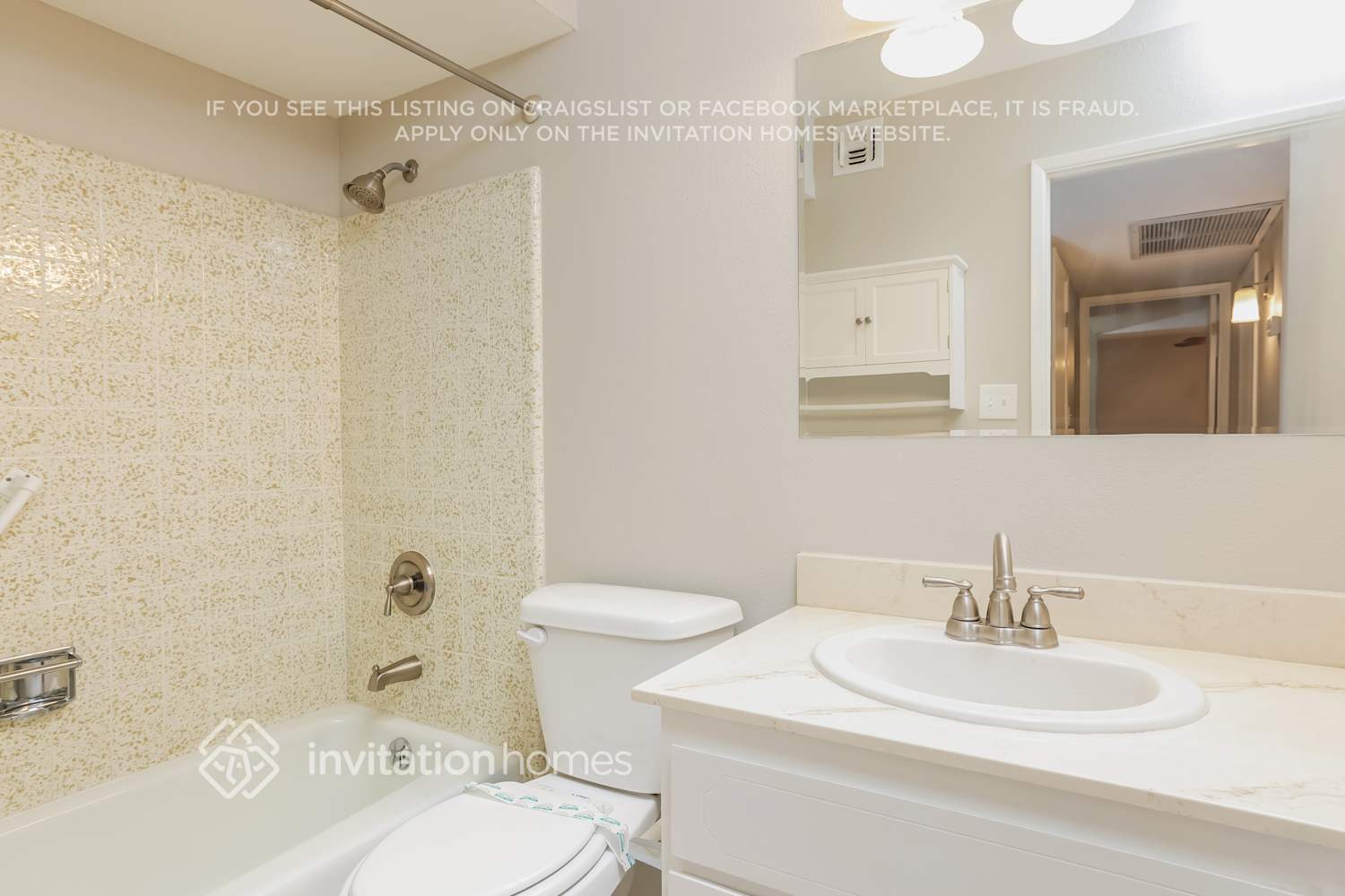 Building Photo - 4516 W Hayward Ave