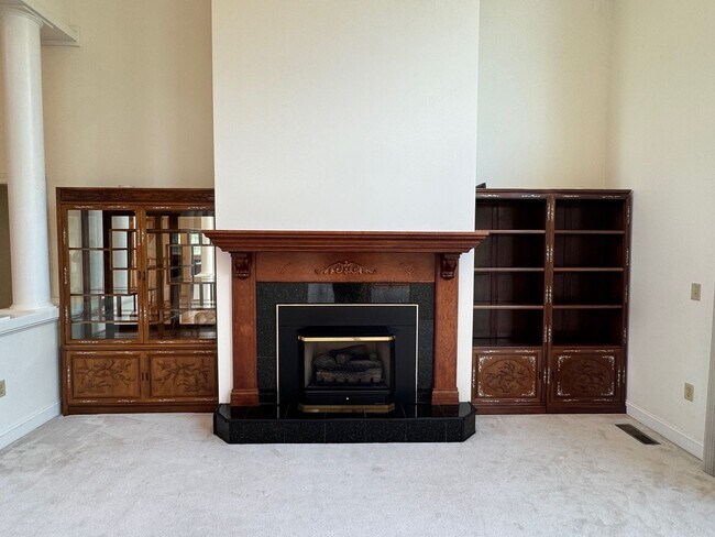 Building Photo - South AVL - Grand Residence in The Cotswol...