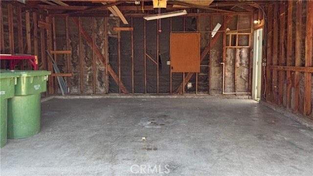 Building Photo - 10523 Hayvenhurst Ave