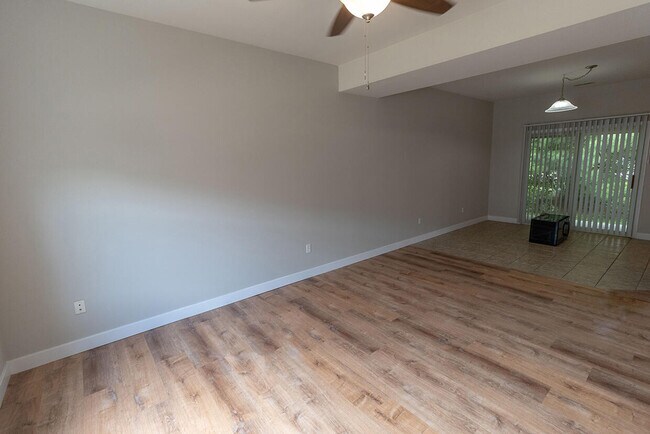 Building Photo - 1633 Citadel Dr