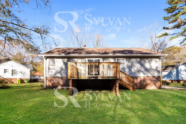 Building Photo - 10 Windmill Cir