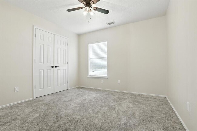 Building Photo - 8002 Blackcherry Ln