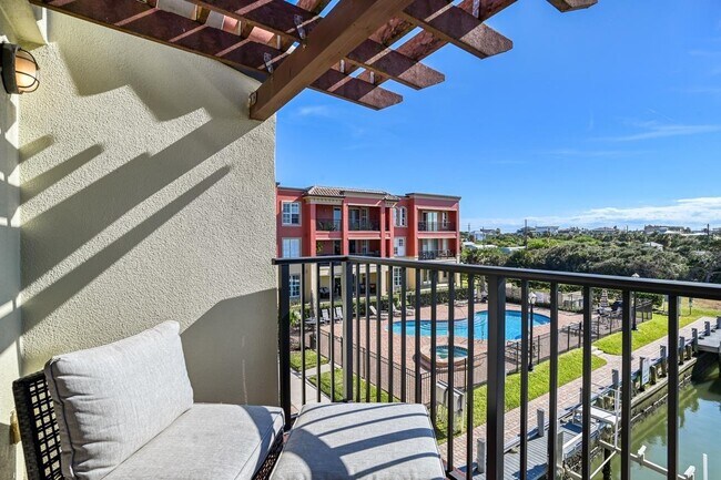 Building Photo - 120 Sunset Harbor Way