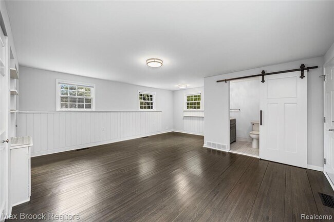 Building Photo - 2601 Lamplighter Ln