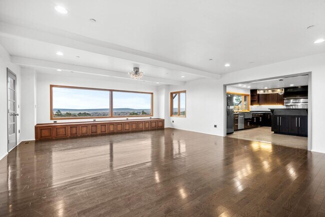 Building Photo - 15 Anson Rd