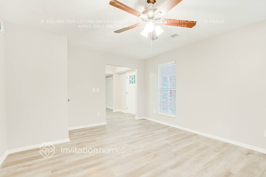 Building Photo - 760 Brittany Ct