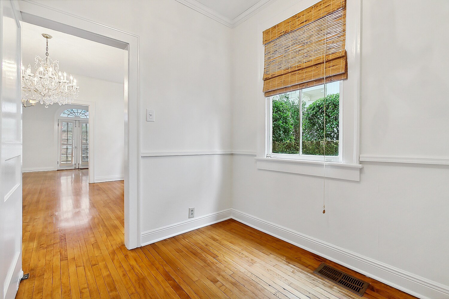 Building Photo - 1617 Soniat St